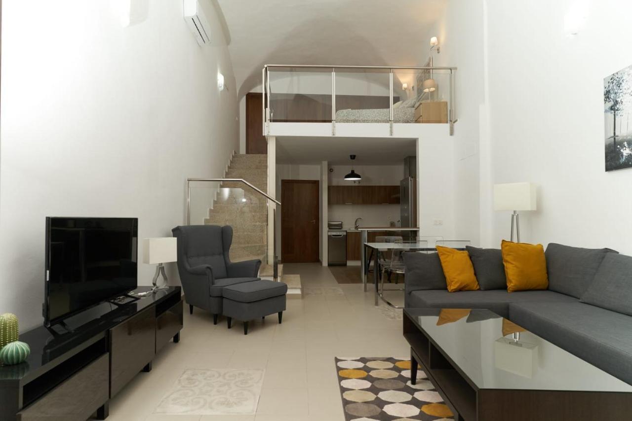 Apartamento Turistico Centro Monumental -- Caceres Luaran gambar